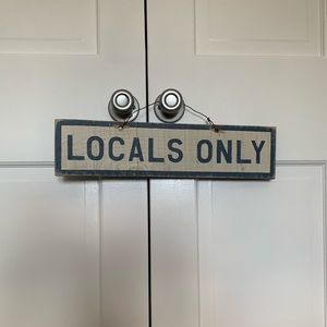 BRANDY MELVILLE ORIGINAL SIGN